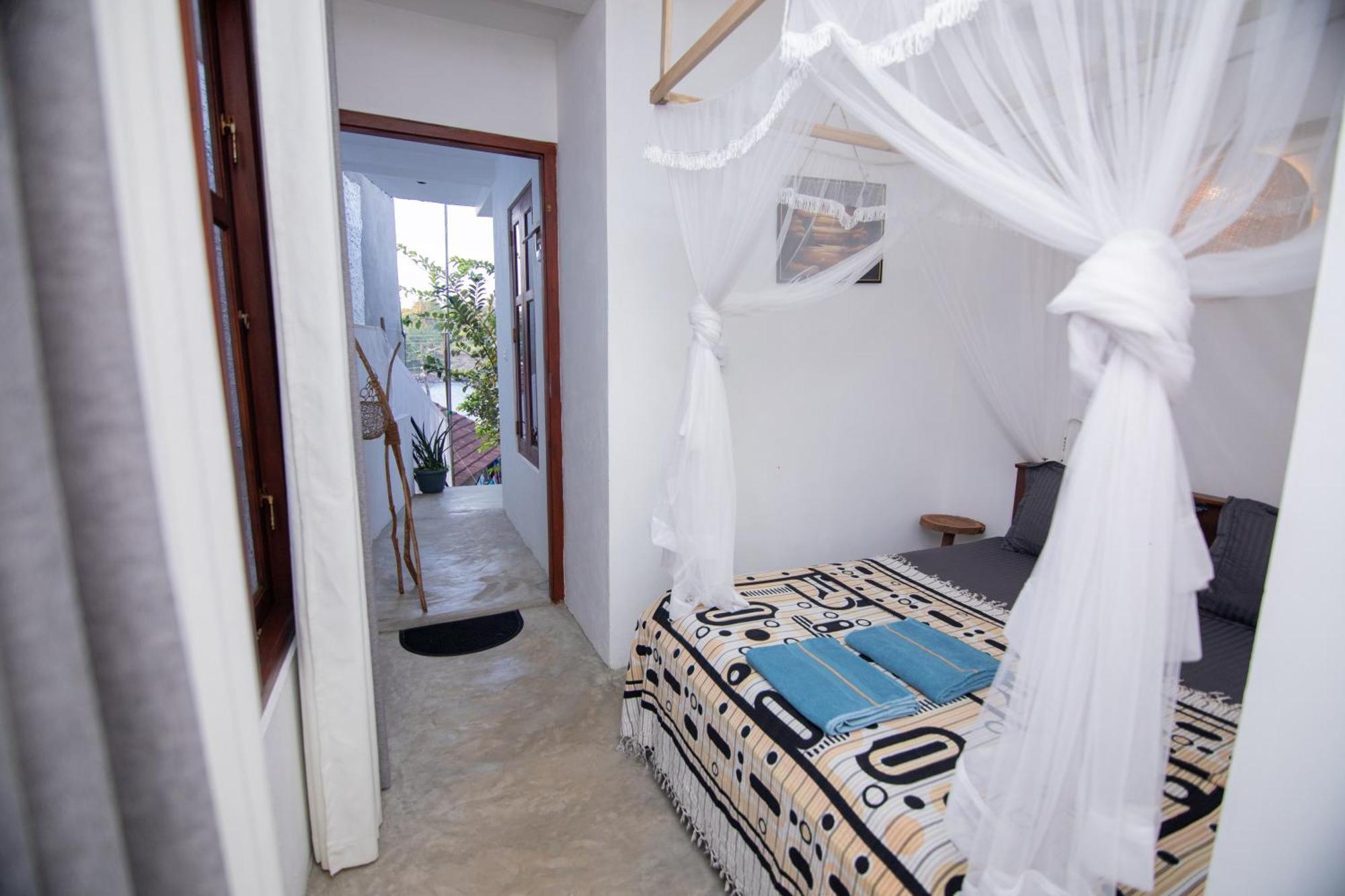 Light House Beach Home Matara Kamer foto