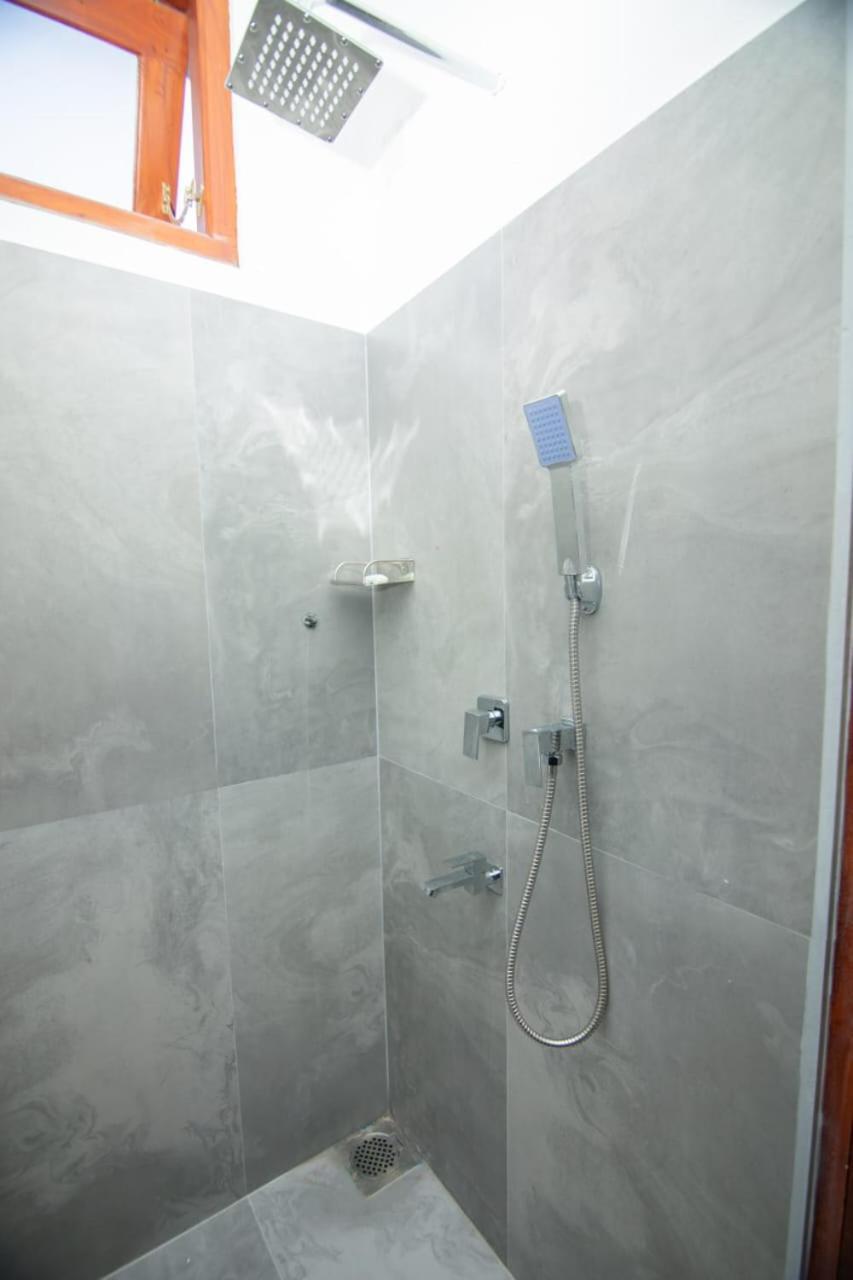 Light House Beach Home Matara Kamer foto